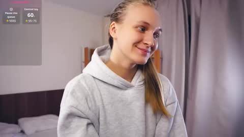 Mary online show from December 5, 6:24 am