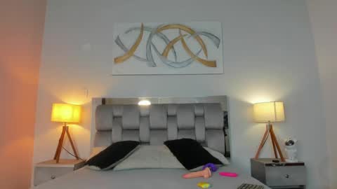 tokio online show from October 4, 1:39 pm