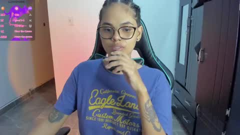 Snapshot of tokyo_uwu chatting on January 10, 9:44 am sofi 3 online show from January 10, 9:44 am