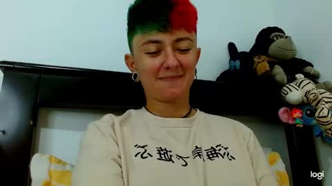 Snapshot of tomboyblue chatting on February 17, 4:50 pm Blue online show from February 17, 4:50 pm
