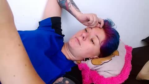 Blue online show from April 7, 7:05 pm