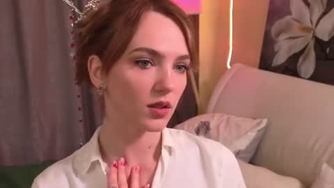 Lana online show from August 5, 7:09 pm