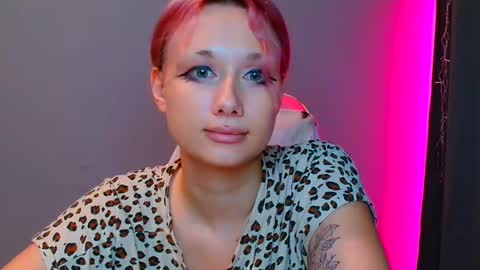 Snapshot of tommioo7 chatting on February 1, 12:05 pm Galadriel online show from February 1, 12:05 pm