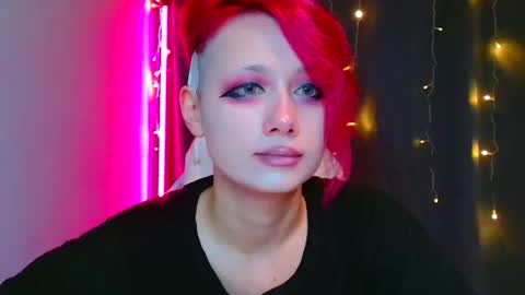 Snapshot of tommioo7 chatting on January 5, 2:49 am Galadriel online show from January 5, 2:49 am