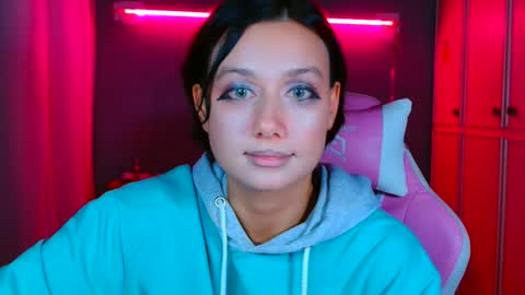 Snapshot of tommioo7 chatting on September 25, 10:51 pm Galadriel online show from September 25, 10:51 pm