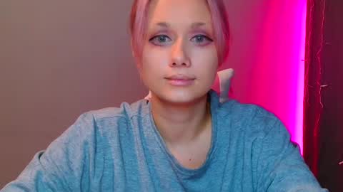 Snapshot of tommioo7 chatting on February 13, 1:37 pm Galadriel online show from February 13, 1:37 pm