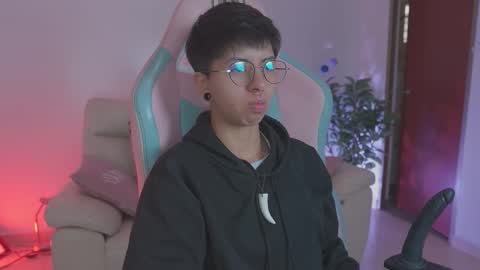 Blue  online show from October 2, 1:49 pm