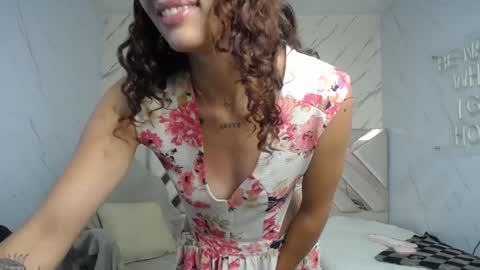 leyla  online show from January 8, 3:19 am