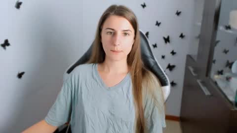 Snapshot of tooboringgirl chatting on September 9, 6:41 pm Alisson online show from September 9, 6:41 pm