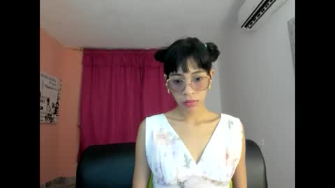 Snapshot of tookiock chatting on October 13, 3:04 pm tookiock online show from October 13, 3:04 pm