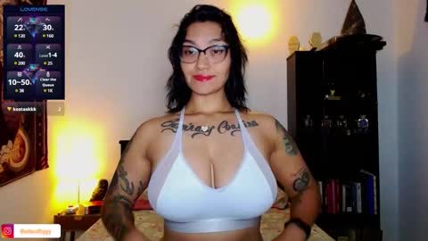 toothyy online show from December 3, 1:39 am