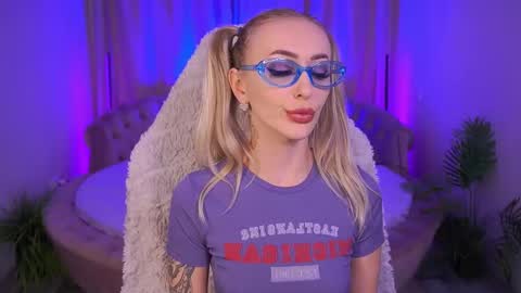 top_grace online show from November 10, 10:27 pm