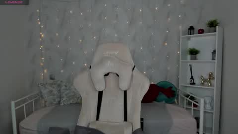 Tori online show from October 17, 12:36 am