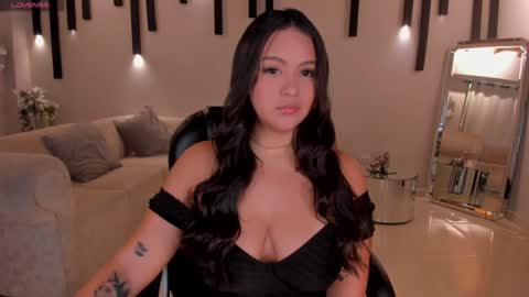 Tori Cross online show from January 14, 12:35 pm