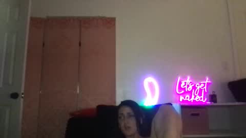 torithequeen online show from October 24, 1:45 am