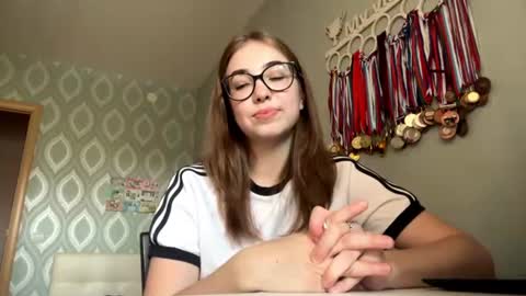 hey im Sarah online show from July 26, 7:27 am