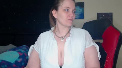 Lilly Miss Mistress Goddess Maam Queen Boss online show from January 11, 7:49 am