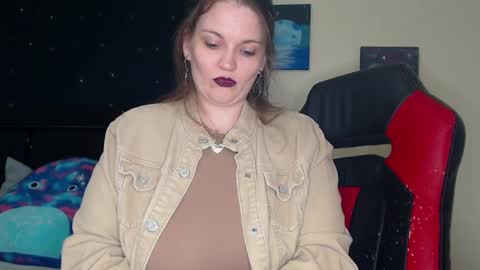 Lilly Miss Mistress Goddess Maam Queen Boss online show from January 3, 9:25 am