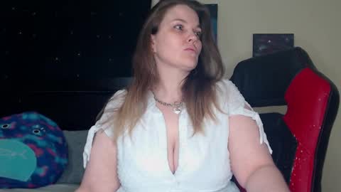 Lilly Miss Mistress Goddess Maam Queen Boss online show from January 18, 8:20 am