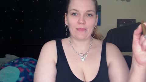 Lilly Miss Mistress Goddess Maam Queen Boss online show from February 19, 6:00 pm