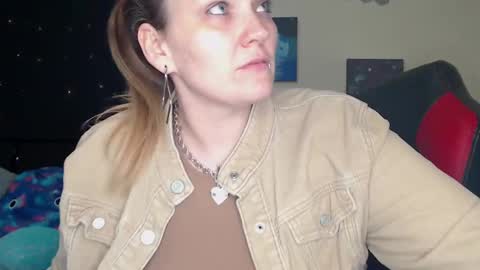 Lilly Miss Mistress Goddess Maam Queen Boss online show from December 21, 8:28 am