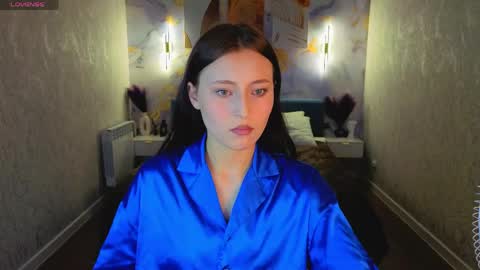tracey_gill online show from May 24, 10:25 am