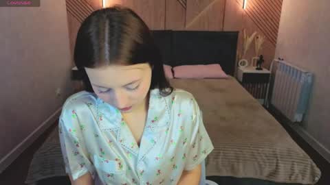 tracey_gill online show from May 21, 10:13 am