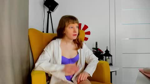 tracy_aww online show from January 9, 8:19 am