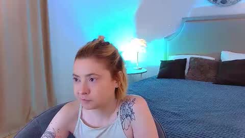 tracycurtis online show from September 14, 5:49 am