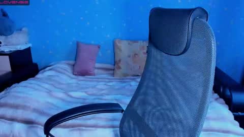 Snapshot of traneba chatting on October 12, 9:12 am Kate online show from October 12, 9:12 am