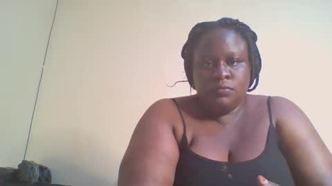trapqueen0 online show from September 13, 3:31 pm