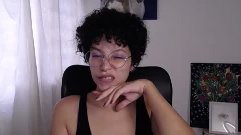 Emily online show from October 19, 9:50 pm