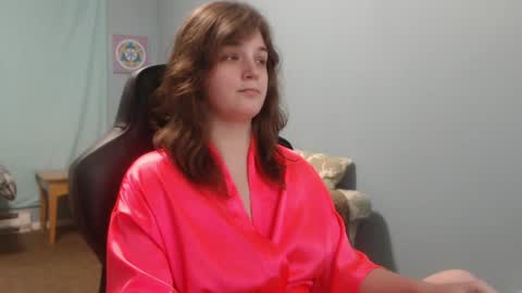 Snapshot of treejeanne chatting on February 3, 1:52 am TreeJeanne online show from February 3, 1:52 am