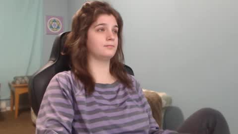 Snapshot of treejeanne chatting on February 28, 1:03 pm TreeJeanne online show from February 28, 1:03 pm