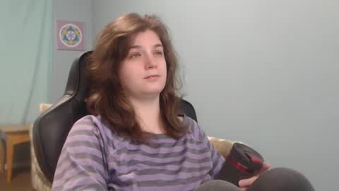 Snapshot of treejeanne chatting on February 16, 1:27 pm TreeJeanne online show from February 16, 1:27 pm