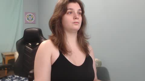 Snapshot of treejeanne chatting on February 25, 10:04 am TreeJeanne online show from February 25, 10:04 am