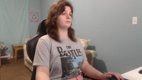 Snapshot of treejeanne chatting on January 4, 2:04 pm TreeJeanne online show from January 4, 2:04 pm