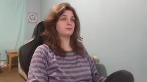 Snapshot of treejeanne chatting on February 21, 2:16 pm TreeJeanne online show from February 21, 2:16 pm