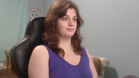Snapshot of treejeanne chatting on February 9, 5:50 am TreeJeanne online show from February 9, 5:50 am