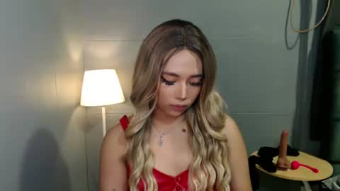 trexie_fucks15 online show from October 8, 3:55 am