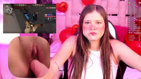 Snapshot of trianna__ chatting on February 5, 2:16 pm Trianna online show from February 5, 2:16 pm