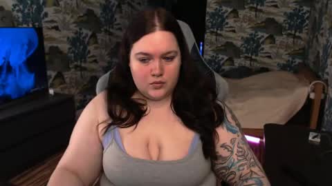 Tina online show from May 7, 12:20 pm