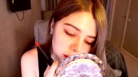 tripleprinces online show from February 3, 12:43 pm