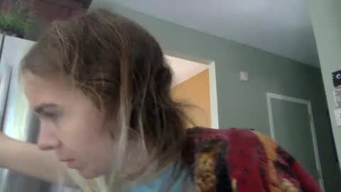 trippybb222 online show from September 27, 4:36 pm