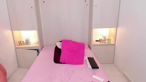 TRISHA online show from September 24, 5:06 am