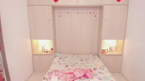 TRISHA online show from March 29, 4:22 am