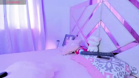 Snapshot of trissha_xk1 chatting on September 21, 2:27 pm Trissha online show from September 21, 2:27 pm