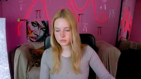 Trixy online show from April 3, 12:36 pm