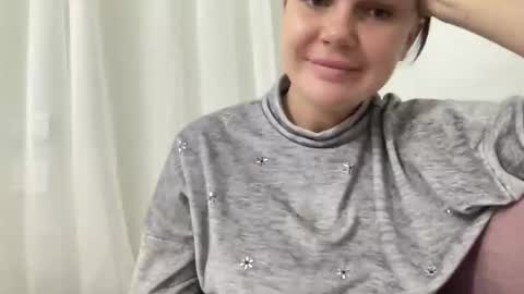 Victoria online show from February 17, 6:39 pm