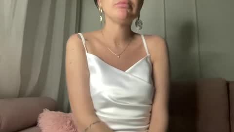 Victoria online show from February 16, 8:11 pm